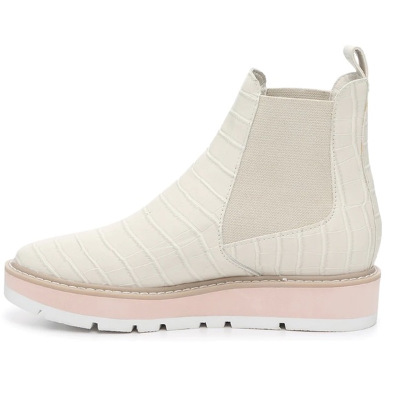 Dolce Vita Boots - Picture 2 of 11